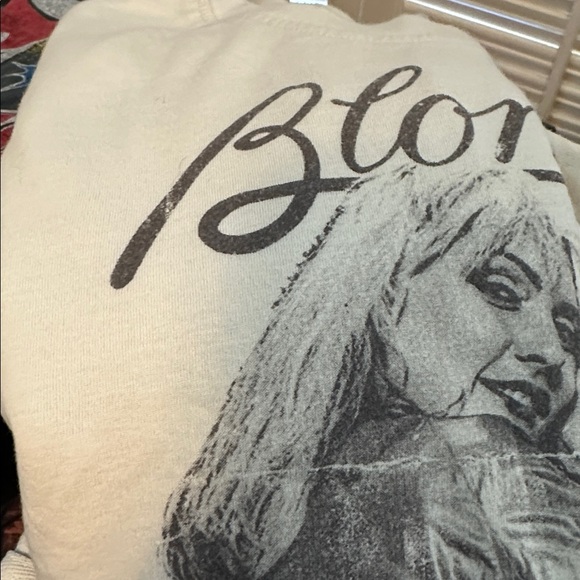 Blondie - Picture 1 of 1